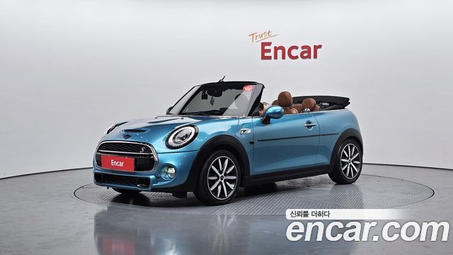 MINI Cooper Convertible