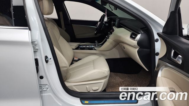Genesis G70 2024 — photo 11