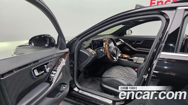 Mercedes-Benz S-Class 2021 — photo 11