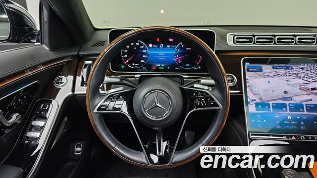 Mercedes-Benz S-Class 2021 — photo 13