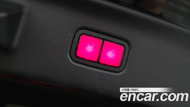 Mercedes-Benz S-Class 2021 — photo 17