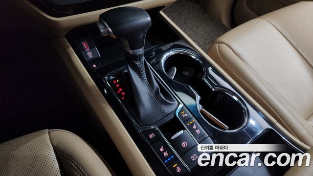 Kia Canival 2020 — photo 9