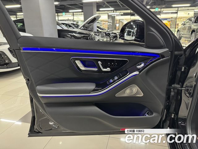 Mercedes-Benz S-Class 2022 — photo 7