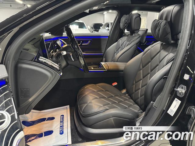 Mercedes-Benz S-Class 2022 — photo 8