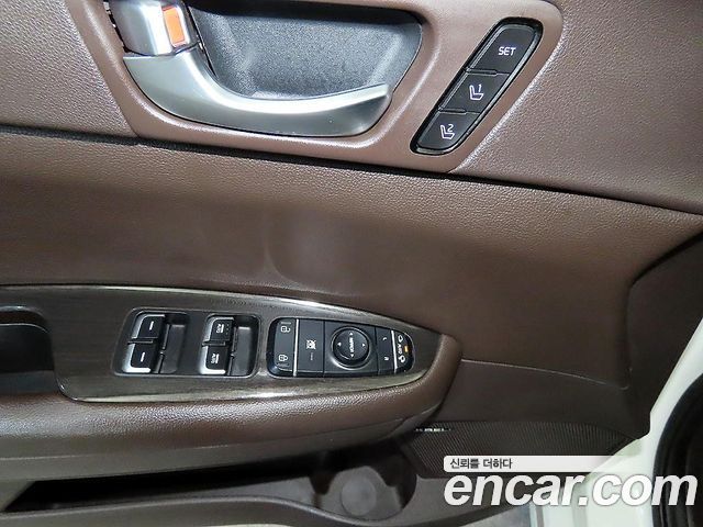 Kia K5 2019 — photo 13