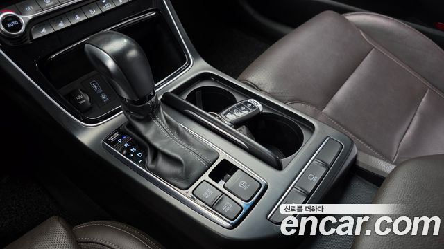 Hyundai Grandeur 2018 — photo 9