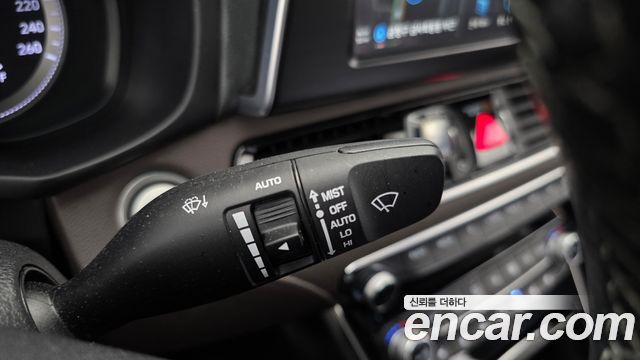 Hyundai Grandeur 2018 — photo 17