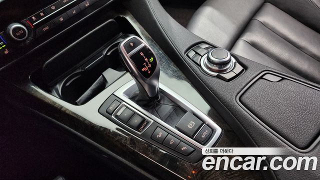 BMW 6-Series 2014 — photo 9