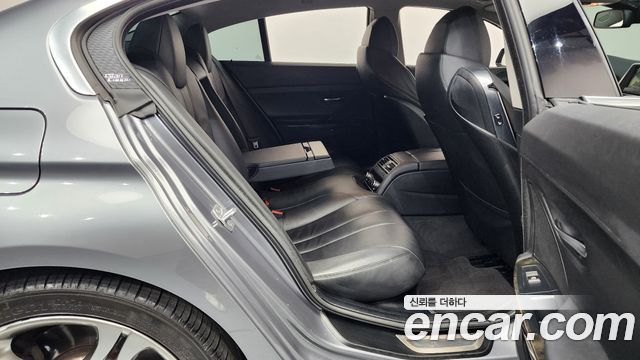BMW 6-Series 2014 — photo 12