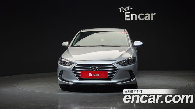 Hyundai AVANTE 2018 — photo 3