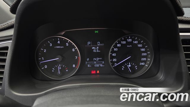 Hyundai AVANTE 2018 — photo 8