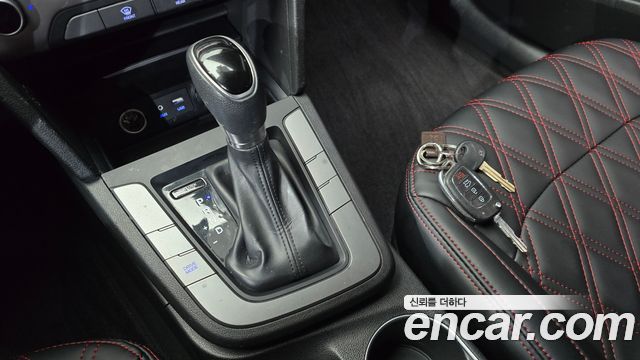 Hyundai AVANTE 2018 — photo 9