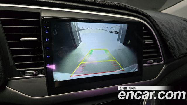 Hyundai AVANTE 2018 — photo 16