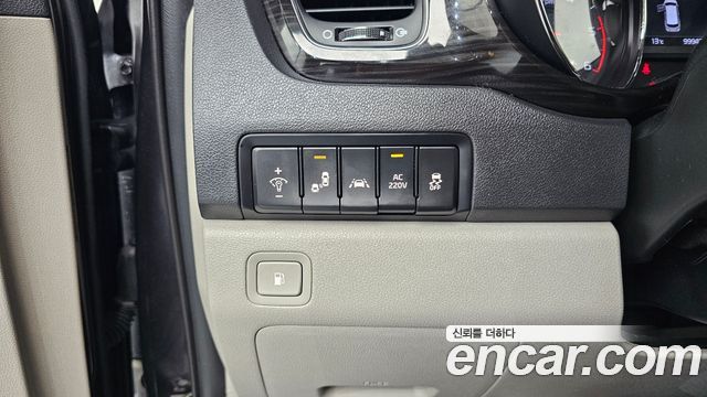 Kia Canival 2020 — photo 15