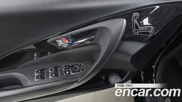 Hyundai Grandeur 2015 — photo 17