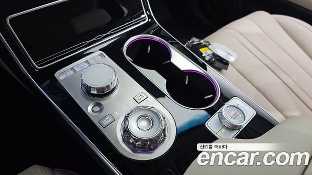 Genesis GV80 2025 — photo 9