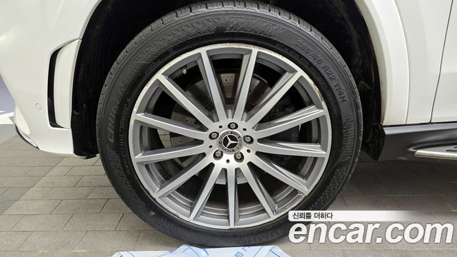Mercedes-Benz GLS-Class 2021 — photo 5