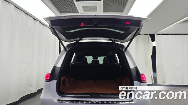 Mercedes-Benz GLS-Class 2021 — photo 20