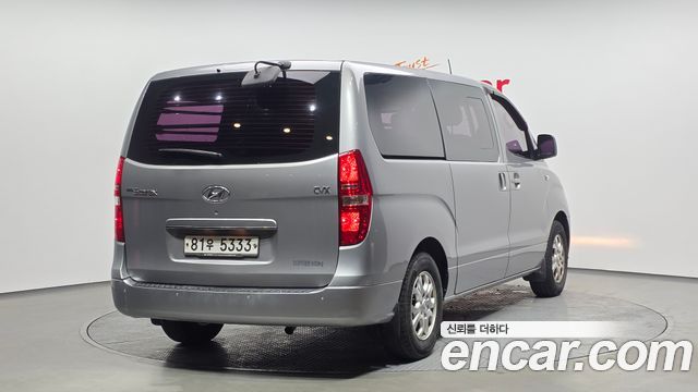 Hyundai Starex 2014 — photo 2