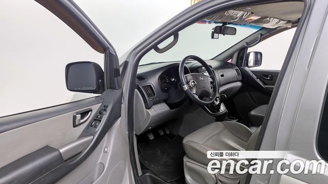 Hyundai Starex 2014 — photo 10