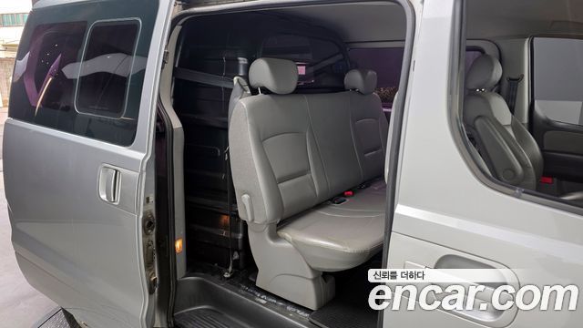 Hyundai Starex 2014 — photo 12