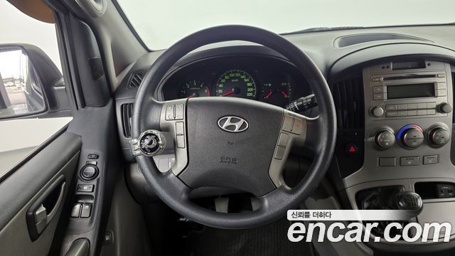 Hyundai Starex 2014 — photo 13