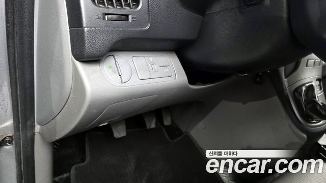 Hyundai Starex 2014 — photo 16