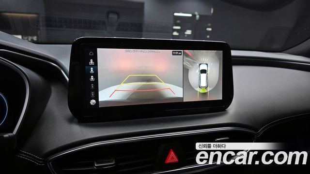 Hyundai Santafe 2022 — photo 16