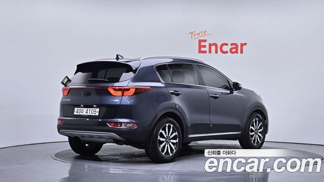 Kia Sportage 2018 — photo 2