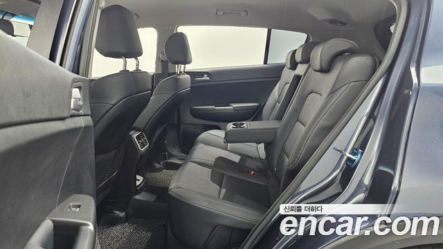 Kia Sportage 2018 — photo 12