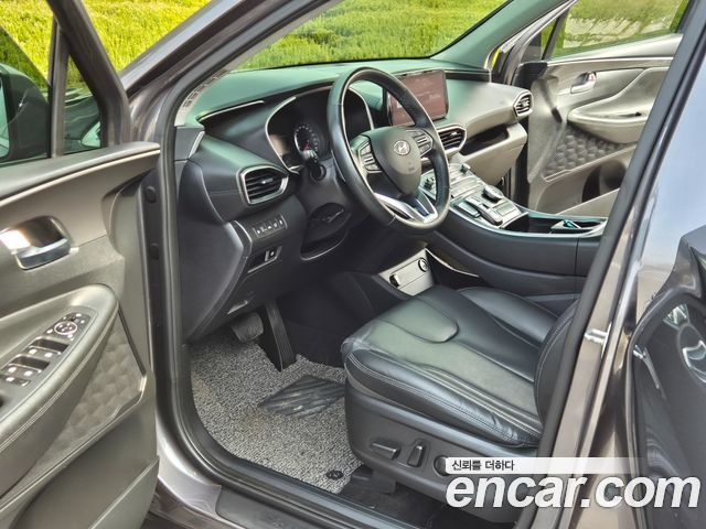 Hyundai Santafe 2021 — photo 11