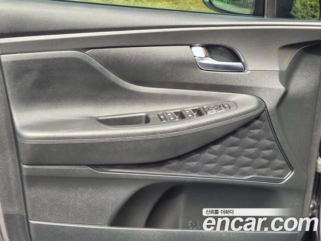 Hyundai Santafe 2021 — photo 16