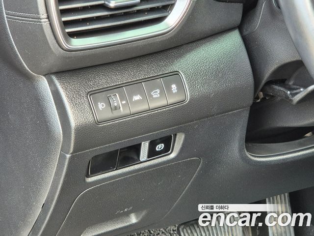 Hyundai Santafe 2021 — photo 17