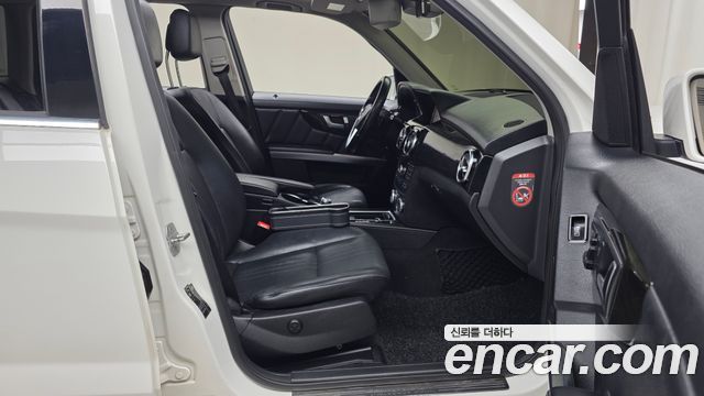Mercedes-Benz GLK-Class 2014 — photo 11