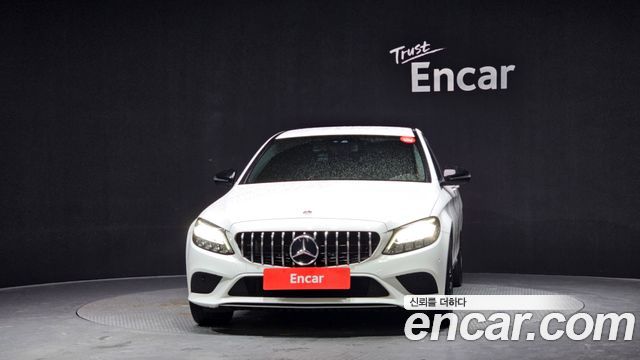 Mercedes-Benz C-Class 2019 — photo 3