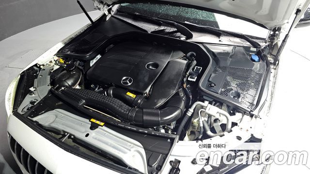 Mercedes-Benz C-Class 2019 — photo 6