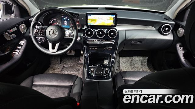 Mercedes-Benz C-Class 2019 — photo 7