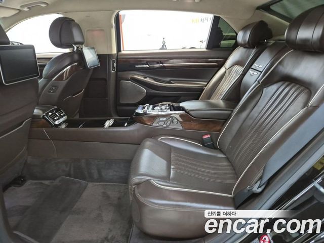 Genesis EQ900 2018 — photo 12