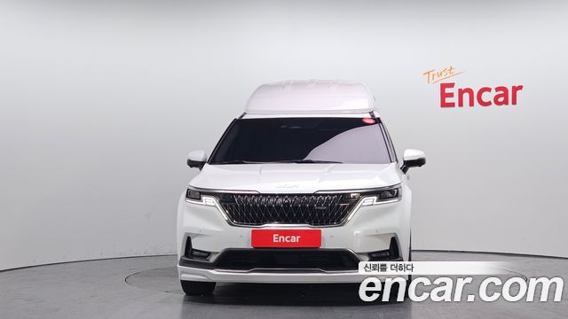 Kia Canival 2023 — photo 3