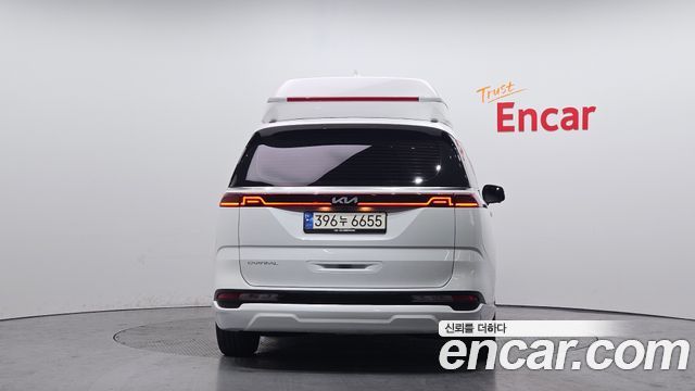 Kia Canival 2023 — photo 4