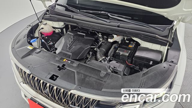 Kia Canival 2023 — photo 6