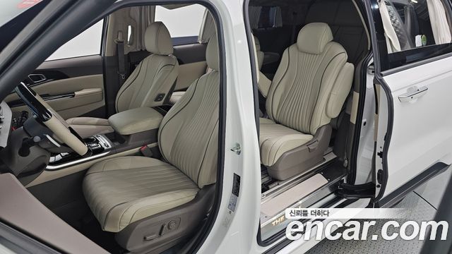 Kia Canival 2023 — photo 10
