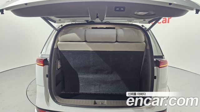 Kia Canival 2023 — photo 20