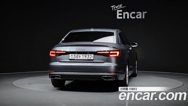 Audi A4 2019 — photo 4