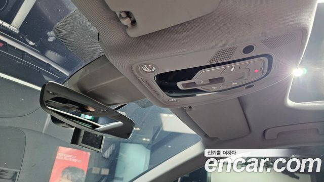 Audi A4 2019 — photo 16