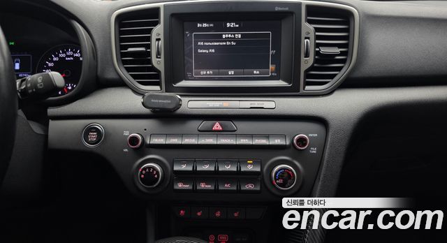 Kia Sportage 2016 — photo 14