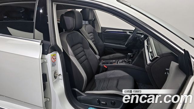 Volkswagen Arteon 2022 — photo 12