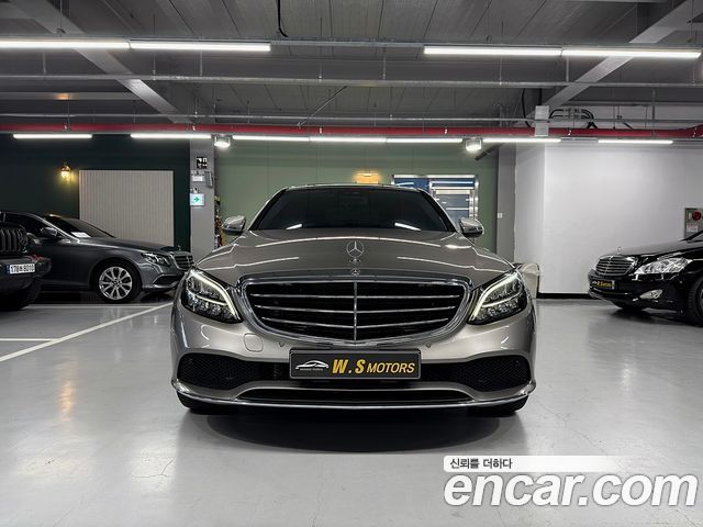 Mercedes-Benz C-Class 2019 — photo 2
