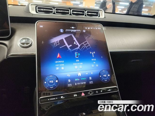 Mercedes-Benz S-Class 2021 — photo 8