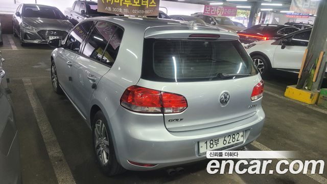 Volkswagen Golf 2011 — photo 14